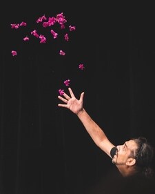 Directed by Imran Khan, the play Yeh Duniya Rangeen will be presented by Theatre I-Entertainment at the ongoing Pitara Theatre TYA Festival.