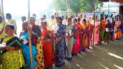 Voters stand in a queue to cast their vote for the Telangana assembly elections. (ANI) Voters stand in a queue to cast their vote for the Telangana assembly elections. (ANI)