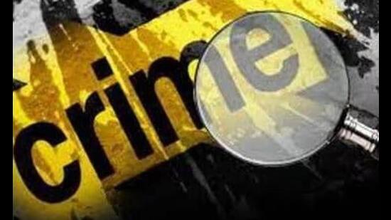 An Indian Sikh family was looted by ‘robbers dressed in police uniform’ in Pakistan’s Punjab province capital Lahore, police said on Thursday.