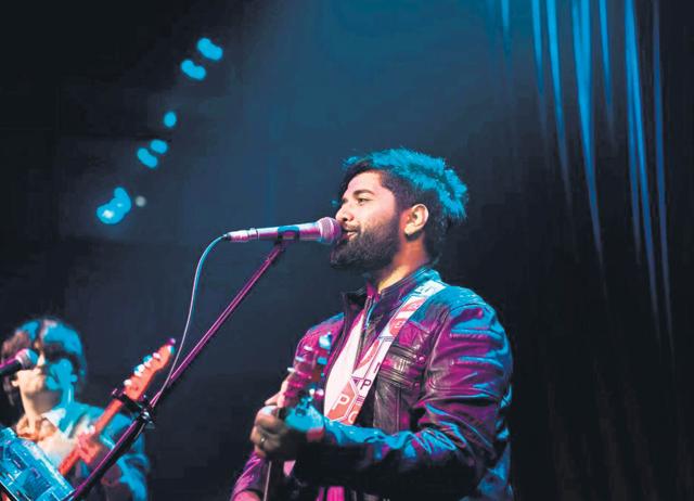A couple recently asked singer-songwriter (above) Aronjoy Das to play Killing In The Name by Rage Against The Machine at their sangeet. (Instagram/@aronjoy23) A couple recently asked singer-songwriter (above) Aronjoy Das to play Killing In The Name by Rage Against The Machine at their sangeet. (Instagram/@aronjoy23)