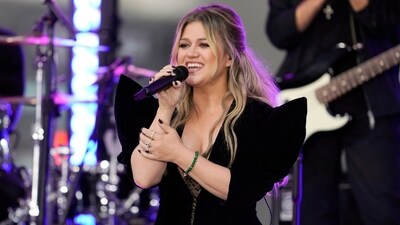 Kelly Clarkson performs on NBC's "Today" show at Rockefeller Plaza on Friday, Sept. 22, 2023, in New York. (Photo by Charles Sykes/Invision/AP) (Charles Sykes/Invision/AP)