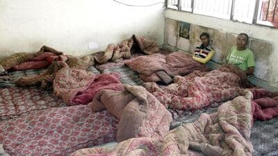 With the city witnessing a dip in the mercury, the night shelters of Ludhiana Municipal Corporation (MC) are now open for the homeless. (HT File Photo) With the city witnessing a dip in the mercury, the night shelters of Ludhiana Municipal Corporation (MC) are now open for the homeless. (HT File Photo)