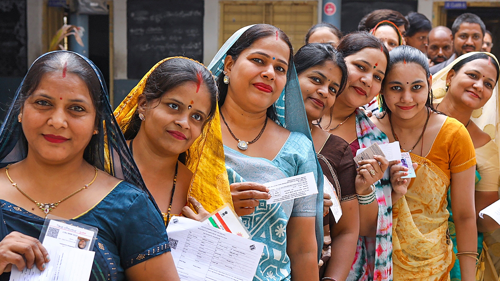 Telangana 2023 LIVE: Nizamabad (Urban), Nizamabad (Rural), BaIkonda, KoratIa, JagtiaI, Armur, Bodhan seats counting - Vimarsana News
