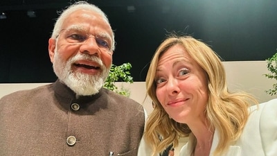 Italy Prime Minister Giorgia Meloni poses for a selfie with Prime Minister Narendra Modi along the sidelines of the COP28 summit in Dubai on Friday. (Giorgia Meloni/X) Italy Prime Minister Giorgia Meloni poses for a selfie with Prime Minister Narendra Modi along the sidelines of the COP28 summit in Dubai on Friday. (Giorgia Meloni/X)