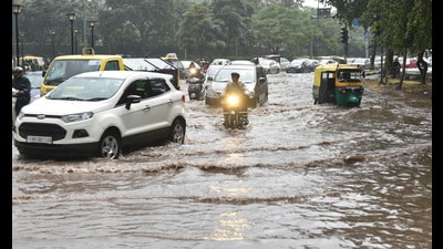 With 54.5 mm rain on Thursday, mainly in the first half of the day, November 30 was the wettest November day in 70 years, since India Meteorological Department (IMD) started maintaining records for Chandigarh. (Keshav Singh/HT) With 54.5 mm rain on Thursday, mainly in the first half of the day, November 30 was the wettest November day in 70 years, since India Meteorological Department (IMD) started maintaining records for Chandigarh. (Keshav Singh/HT)