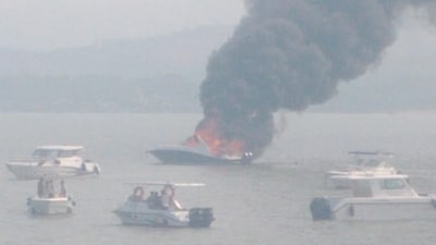 The boat had a huge amount of fuel and it kept burning while the reason for the fire is not yet known. The boat had a huge amount of fuel and it kept burning while the reason for the fire is not yet known.