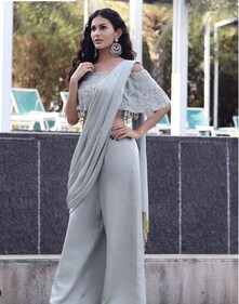 Sequins saree with pants showcase the perfect blend of style and glamour. (Instagram) Sequins saree with pants showcase the perfect blend of style and glamour. (Instagram)