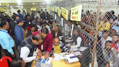 Counting of votes for the Madhya Pradesh Assembly elections underway at a centre in Jabalpur. Counting of votes for the Madhya Pradesh Assembly elections underway at a centre in Jabalpur.