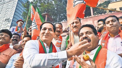 Navi Mumbai, India - Dec. 3, 2023:BJP party workers celebrate party's victory in Rajasthan, Madhya Pradesh and Chhattisgarh at Shivaji Maharaj Chowk Vashi in Navi Mumbai, India, on Sunday, December 3, 2023. (Photo by Bachchan Kumar/ HT PHOTO) (HT PHOTO) Navi Mumbai, India - Dec. 3, 2023:BJP party workers celebrate party's victory in Rajasthan, Madhya Pradesh and Chhattisgarh at Shivaji Maharaj Chowk Vashi in Navi Mumbai, India, on Sunday, December 3, 2023. (Photo by Bachchan Kumar/ HT PHOTO) (HT PHOTO)