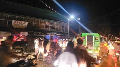 People evacuate following an earthquake, in Hinatuan, Surigao del Sur, Philippines December 2, 2023. Hinatuan LGU/Handout via REUTERS (via REUTERS)