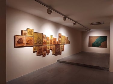 Artist Alex Davis' meticulous strokes and textured illustrations draw the viewers into depths of the Earth's story. Artist Alex Davis' meticulous strokes and textured illustrations draw the viewers into depths of the Earth's story.