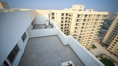 Meanwhile, unlike other DDA schemes, wherein flats are allotted on a first-come-first-serve basis, the penthouses in Dwarka will be allotted through an e-auction. This decision was taken after the authority consulted real estate experts regarding the pricing of the flats. (Sanchit Khanna/HT Photo) Meanwhile, unlike other DDA schemes, wherein flats are allotted on a first-come-first-serve basis, the penthouses in Dwarka will be allotted through an e-auction. This decision was taken after the authority consulted real estate experts regarding the pricing of the flats. (Sanchit Khanna/HT Photo)