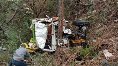 A pick-up vehicle involved in the accident near Kadharghat in Sunni, Shimla, on Monday. (HT Photo) A pick-up vehicle involved in the accident near Kadharghat in Sunni, Shimla, on Monday. (HT Photo)