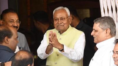 CM Nitish Kumar is down with seasonal flu, JD-U spokesperson said. (HT file) CM Nitish Kumar is down with seasonal flu, JD-U spokesperson said. (HT file)