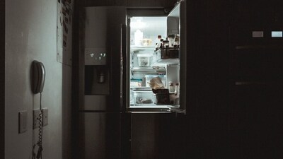 Best double door refrigerators in the range of ₹20,000 - ₹30,000 are efficient and affordable. (Unsplash) Best double door refrigerators in the range of ₹20,000 - ₹30,000 are efficient and affordable. (Unsplash)