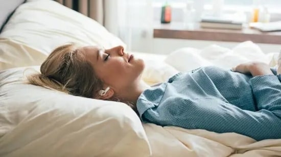 At least seven hours of sound sleep is mandatory for the brain to recharge itself and process properly.&nbsp;(Unsplash)