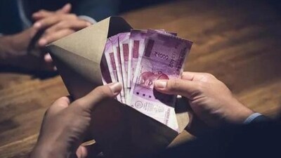Man extorted ₹40k, 4k Thai Bahts by trans person pretending to be woman Man extorted ₹40k, 4k Thai Bahts by trans person pretending to be woman