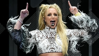 Britney Spears performs onstage on December 2, 2016 in Los Angeles, California. (Kevin Winter/AFP) Britney Spears performs onstage on December 2, 2016 in Los Angeles, California. (Kevin Winter/AFP)
