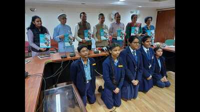 DG tourism Mukesh Meshram released report of 5 cities of Mera Shehar Mera Itihaas in which 20,800 students participated in recent times. (HT)