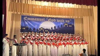 The IT College choir in action in Lucknow on Tuesday (HT Photo) The IT College choir in action in Lucknow on Tuesday (HT Photo)