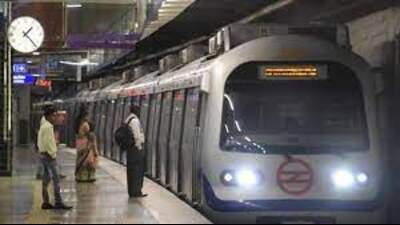 The concept of in-train audio advertisements was first proposed by a private company run by Shammi Narang, the man who has voiced Delhi Metro announcements (HT Photo) The concept of in-train audio advertisements was first proposed by a private company run by Shammi Narang, the man who has voiced Delhi Metro announcements (HT Photo)