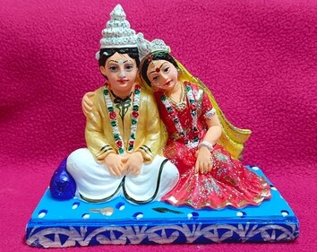 This exhibition is from the Agnibarna-Madhumadhabi Bhaduri collection, and showcases more than 50 toys and dolls from different states and UTs of India. This exhibition is from the Agnibarna-Madhumadhabi Bhaduri collection, and showcases more than 50 toys and dolls from different states and UTs of India.