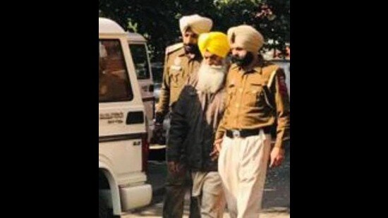 Paramjit Singh in police custody. (HT photo)