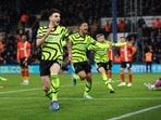 Arsenal's Declan Rice celebrates scoring their fourth goal 