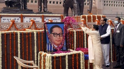 BSP supremo Mayawati pays tributes to BR Ambedkar on his death anniversary, at party office, in Lucknow. (PTI) BSP supremo Mayawati pays tributes to BR Ambedkar on his death anniversary, at party office, in Lucknow. (PTI)