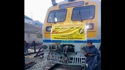 This electric engine train with five coaches was flagged off from Banihal railway station to Khari railway station in Ramban district around 5.30pm on Tuesday. (HT Photo) This electric engine train with five coaches was flagged off from Banihal railway station to Khari railway station in Ramban district around 5.30pm on Tuesday. (HT Photo)