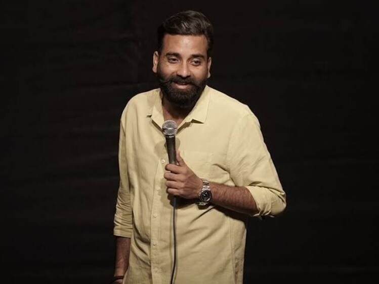 Comedian Anubhav Singh Bassi's new set is about his experiences in Meerut before he moved to Delhi. Comedian Anubhav Singh Bassi's new set is about his experiences in Meerut before he moved to Delhi.