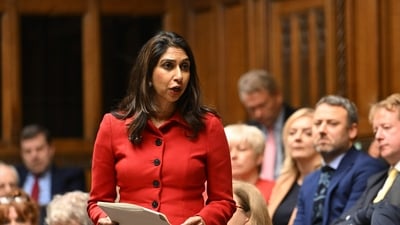 Britain's hardline former interior minister Suella Braverman on Wednesday issued Prime Minister Rishi Sunak an ultimatum to get tougher on immigration or face certain wipeout at the polls. (AFP) Britain's hardline former interior minister Suella Braverman on Wednesday issued Prime Minister Rishi Sunak an ultimatum to get tougher on immigration or face certain wipeout at the polls. (AFP)