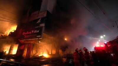 "The number of people killed in the incident has increased to 5, one person is injured," rescue officials said. Moreover, the rescue operations that continued till late last night have been completed.&nbsp; (AP)