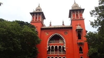 During the court proceedings on Wednesday, a woman advocate complained about the waterlogging in her residential area in Chennai (HT_PRINT) During the court proceedings on Wednesday, a woman advocate complained about the waterlogging in her residential area in Chennai (HT_PRINT)