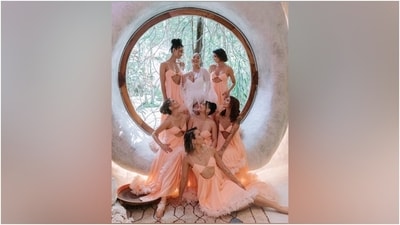 Meanwhile, Vanessa and Cole married in the Azulik City of Arts in Tulum, Mexico. It is a city of the arts located in the heart of the Mayan jungle. (Instagram) Meanwhile, Vanessa and Cole married in the Azulik City of Arts in Tulum, Mexico. It is a city of the arts located in the heart of the Mayan jungle. (Instagram)