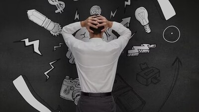 When you find yourself replaying past mistakes or stressing about things that may be out of your control, observe and accept how you feel. (Freepik) When you find yourself replaying past mistakes or stressing about things that may be out of your control, observe and accept how you feel. (Freepik)