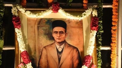 A portrait of Vinayak Damodar Savarkar. (Sonu Mehta/ Hindustan Times) A portrait of Vinayak Damodar Savarkar. (Sonu Mehta/ Hindustan Times)