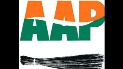 AAP’s state chief spokesperson Malvinder Singh Kang said the state government had submitted a draft to the central government to give  ₹2,500 per acre to farmers to deal with the problem of stubble, offering to contribute  ₹1,000 per acre