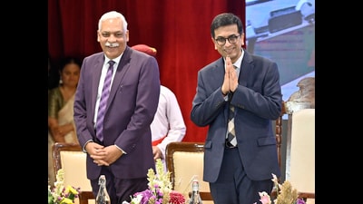 Mumbai, India - Dec. 8, 2023:Justice D. Y. Chandrachud, Chief Justice of India, along with Devendra Kumar Upadhyaya, Chief Judge of Bombay High Court , inaugurated the New Office Premises of the Central Administrative Tribunal and presented an address thereafter in Patkar Hall, SNDT, New Marine Lines, in Mumbai, India, on Friday, December 8, 2023. (Photo by Anshuman Poyrekar/ Hindustan Times) (Hindustan Times) Mumbai, India - Dec. 8, 2023:Justice D. Y. Chandrachud, Chief Justice of India, along with Devendra Kumar Upadhyaya, Chief Judge of Bombay High Court , inaugurated the New Office Premises of the Central Administrative Tribunal and presented an address thereafter in Patkar Hall, SNDT, New Marine Lines, in Mumbai, India, on Friday, December 8, 2023. (Photo by Anshuman Poyrekar/ Hindustan Times) (Hindustan Times)
