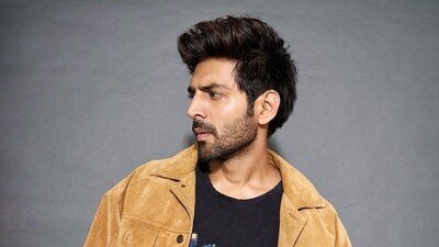 In July, Actor Kartik Aaryan bought an apartment in Mumbai for <span class='webrupee'>₹</span>17.50 crore. It is reportedly located in Siddhi Vinayak Building, in the Presidency co-operative society of Juhu area, according to documents accessed by Indextap.com (Instagram) In July, Actor Kartik Aaryan bought an apartment in Mumbai for <span class='webrupee'>₹</span>17.50 crore. It is reportedly located in Siddhi Vinayak Building, in the Presidency co-operative society of Juhu area, according to documents accessed by Indextap.com (Instagram)