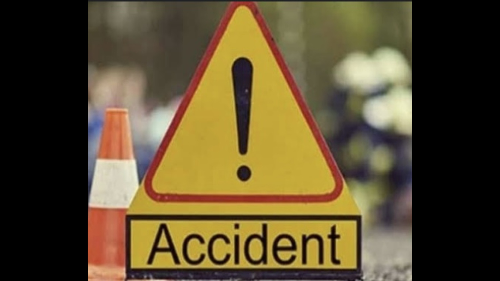 Toll rises to eight in Ghosi wall collapse; minister meets bereaved kin - Vimarsana News