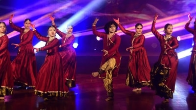 Mamallapuram Dance Festival, Tamil Nadu: The Mamallapuram Festival in Tamil Nadu spans four weeks and features a diverse display of classical Indian dance forms such as Bharatanatyam, Kuchipudi, Kathakali, Kathak, and Odissi. The festival is scheduled to commence on December 25, 2023, and will continue until January 15, 2024.&nbsp; (HT Photo/Deepak Gupta (Representative Photo))