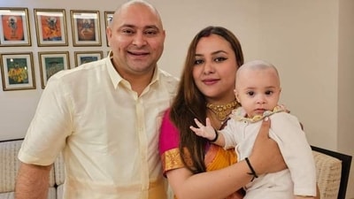 RJD leader Tejashwi Yadav, his wife, and daughter are seen posing for a picture ahead of their visit to the famous Venkateswara temple in Andhra Pradesh's Tirupati. Lalu Yadav , his son Tejashwi Yadav and their family visited the temple to offer prayers as well as conduct the ‘mundan’ ceremony of Tejashwi Yadav's daughter Katyayani. (X/Tejashwi Yadav) RJD leader Tejashwi Yadav, his wife, and daughter are seen posing for a picture ahead of their visit to the famous Venkateswara temple in Andhra Pradesh's Tirupati. Lalu Yadav , his son Tejashwi Yadav and their family visited the temple to offer prayers as well as conduct the ‘mundan’ ceremony of Tejashwi Yadav's daughter Katyayani. (X/Tejashwi Yadav)
