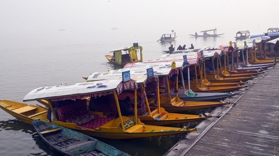According to the meteorological office, the weather is expected to stay generally cloudy but mainly dry until December 11. Additionally, there is a forecast of a decrease in the night temperature by a few degrees.&nbsp;(ANI)