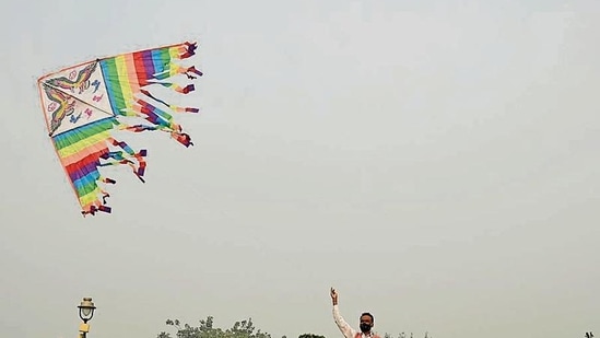International Kite Flying Festival, Gujarat: Taking place in mid-January, this spectacular event is renowned for its kite flying competitions, kite painting, and thrilling aerial acrobatics that add to the excitement and joy of the occasion. Drawing a substantial number of visitors from different states and countries, the festival is scheduled to commence on January 8 and will continue until January 14.&nbsp;(HT Photo/Biplov Bhuyan)