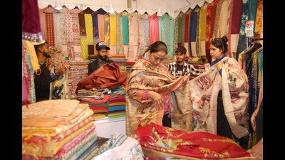 According to a spokesperson of the PHD Chamber of Commerce of Industry, which organises the annual fair in collaboration with the state government, two lakh people attended the 15th edition of the expo in 2019. (Sameer Sehgal /HT) According to a spokesperson of the PHD Chamber of Commerce of Industry, which organises the annual fair in collaboration with the state government, two lakh people attended the 15th edition of the expo in 2019. (Sameer Sehgal /HT)