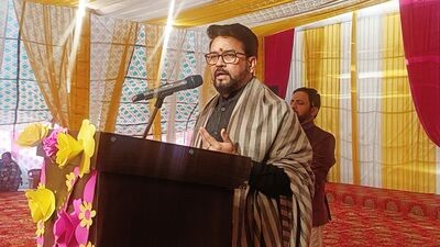 Anurag Thakur addressing the gathering during the Sankalp Yatra on Sunday. (HT Photo) Anurag Thakur addressing the gathering during the Sankalp Yatra on Sunday. (HT Photo)