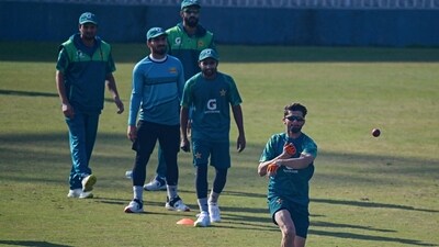 Pakistan's Shaheen Shah Afridi (2R) throws the ball during a practice session (AFP)