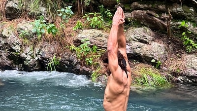 Vidyut Jammwal posts pics from Himalayan retreat. Vidyut Jammwal posts pics from Himalayan retreat.