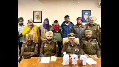 3 held for cross-border smuggling, drone seized in separate incidents in Tarn Taran 3 held for cross-border smuggling, drone seized in separate incidents in Tarn Taran